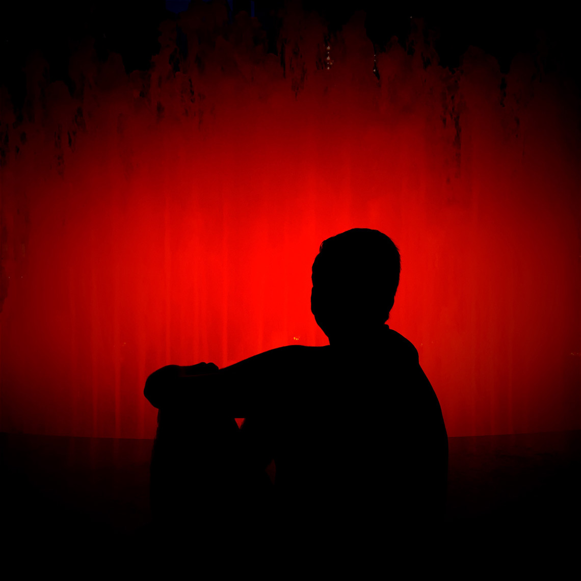 Silhouette_in_Red
